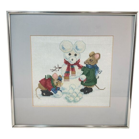 MICE BUILDING A SNOWMAN Completed Cross Stitch Framed Winter Holiday 14 X 15” - Picture 1 of 10